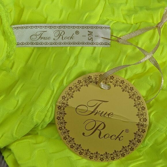 NWT True Rock Honeycomb Booty Scrunch Biker Shorts - Size S/M - Picture 5 of 5